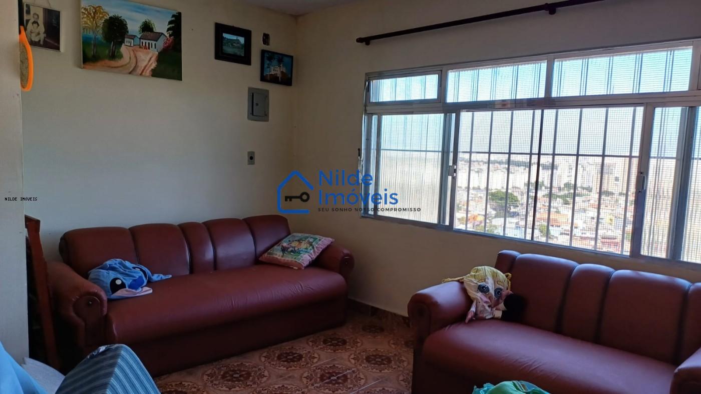 Casa, 4 quartos, 200 m² - Foto 1