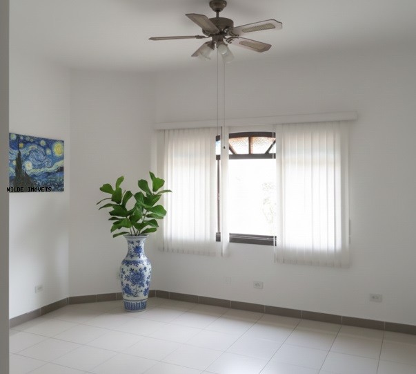 Casa, 6 quartos, 333 m² - Foto 2