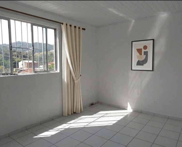 Casa, 1 quarto, 36 m² - Foto 1