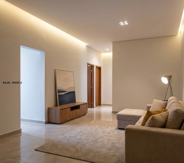 Casa, 3 quartos, 250 m² - Foto 1