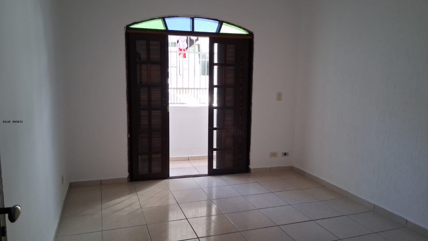 Casa, 1 quarto, 36 m² - Foto 2