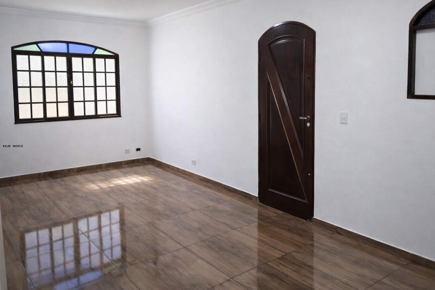 Casa, 1 quarto, 36 m² - Foto 1