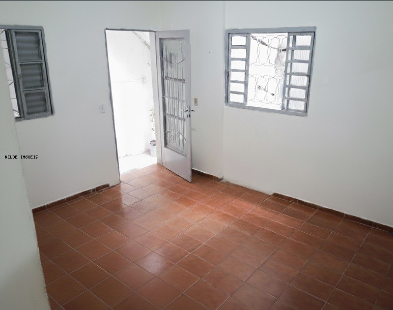 Casa, 4 quartos, 200 m² - Foto 1