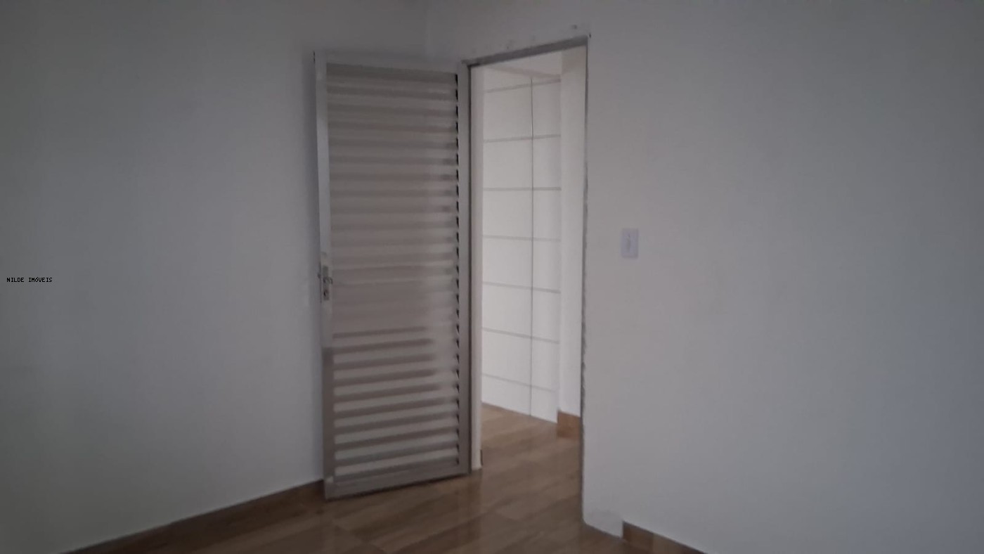 Casa, 4 quartos, 200 m² - Foto 25
