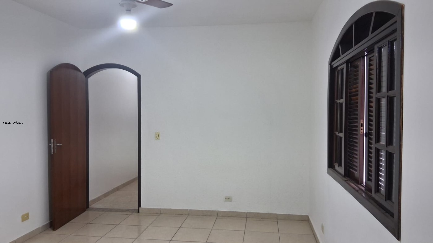 Casa, 1 quarto, 36 m² - Foto 1