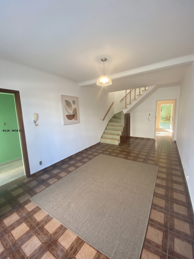 Sobrado, 3 quartos, 130 m² - Foto 1